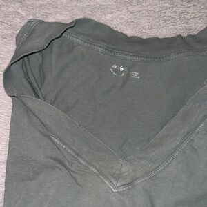 Aerie V-Neck Green T-Shirt